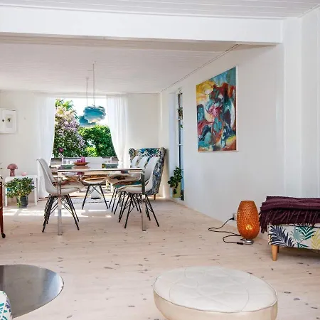 4 Person In Malling-by Traum Tatil Evi